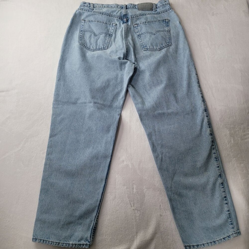 VTG 90's Levi's Silver Tab Men's Loose Fit Light Blue Denim Jeans Size 38x32 USA - Picture 2 of 12